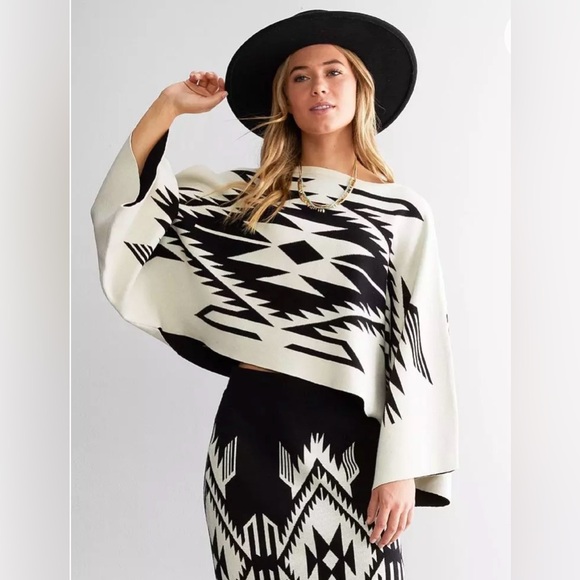 Ariat Sweaters - Ariat Chimayo Sweater Poncho